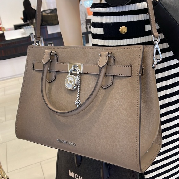 MICHAEL KORS HAMILTON MEDIUM SATCHEL 
 COLOR: Dusk 
NWT - Picture 2 of 16